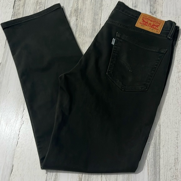 Levi’s Size 34 - Picture 1 of 9